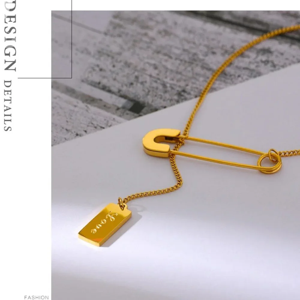 New 18K Gold Plated Paper Clip Love Toggle Chain Necklace